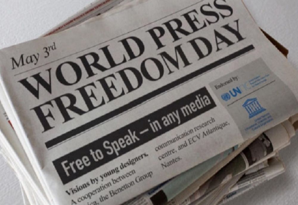 De ziua internațională a libertății presei, USR urează tuturor jurnaliștilor cariere lungi într-o societate liberă