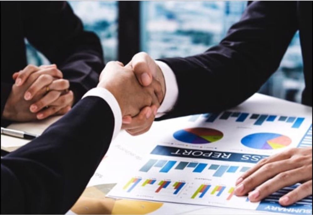 USR anunță o mare victorie pentru mediul de afaceri: ”Două proiecte de debirocratizare, adoptate în Parlament”