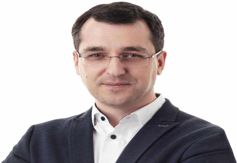 Vlad Voiculescu: ”Noi nu suntem Ministerul COVID-19, ci Ministerul Sănătăţii”