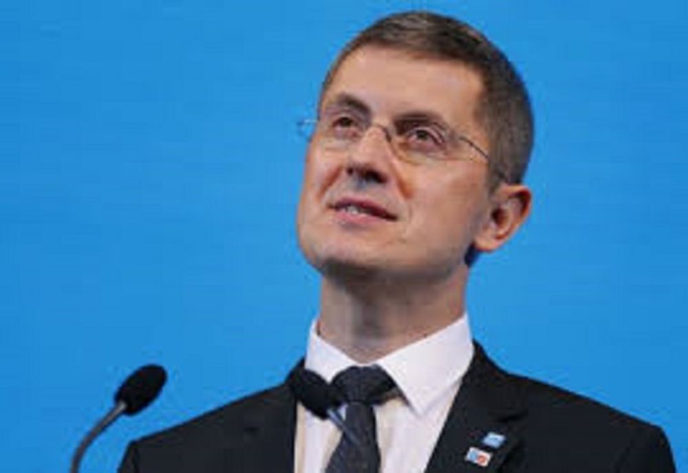 Dan Barna despre primarul Mihai Chirica: ”Deși a schimbat tricoul roșu cu cel galben a păstrat apucăturile pesediste”