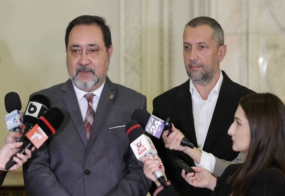 Proiect USR pentru ca pacienții să nu fie condiționați să meargă la anumite clinici private