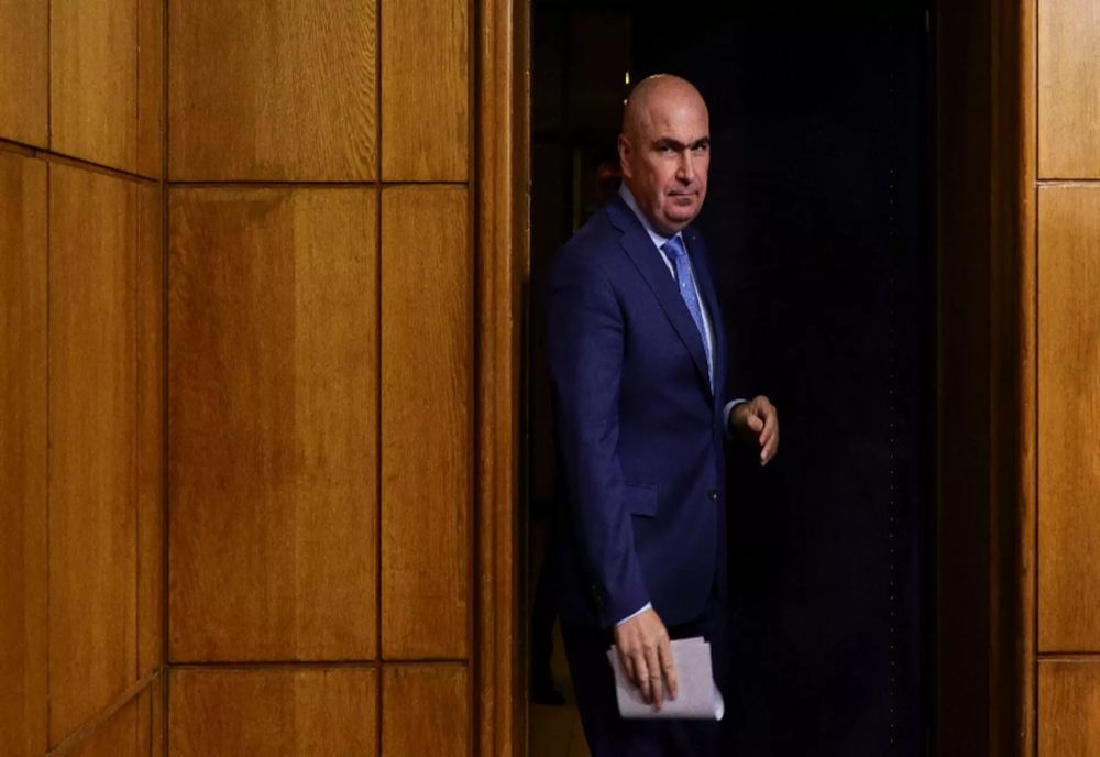 PREMIERUL FACE ANUNȚUL ZILEI ÎN DIRECT LA REALITATEA PLUS, DE LA ORA 16. MAI RĂMÂNE SAU NU BOLOJAN LA PALATUL VICTORIA?