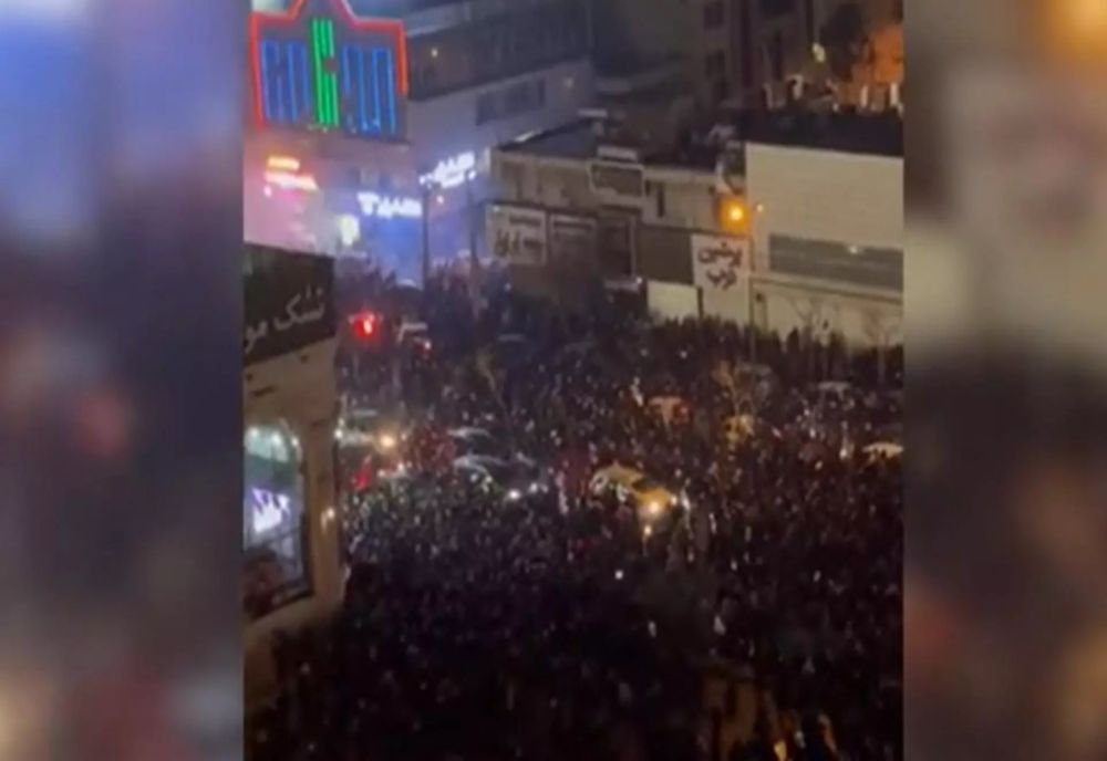 Numărul morţilor în rândul protestatarilor din Iran a trecut de 420, potrivit activiștilor pentru drepturile omului. Trump analizează potenţiale opţiuni militare