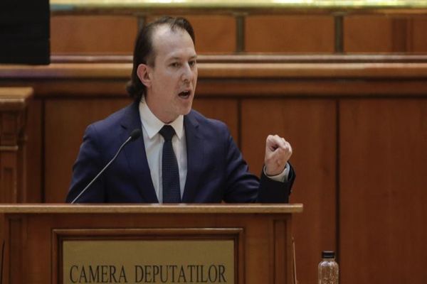 Ministrul Cîțu chemat în Parlament ”pentru a explica situaţia reală în care se află România”