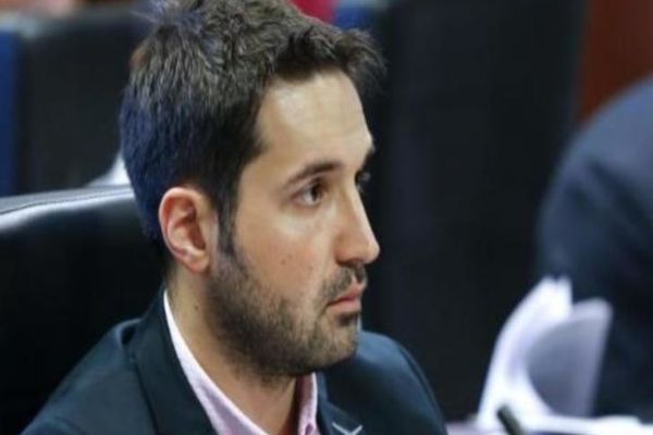 100% TU DECIZI! Tuddy Ionescu, fostă mână dreaptă de primar. Politicianul implicat în "4 lăbuțe"