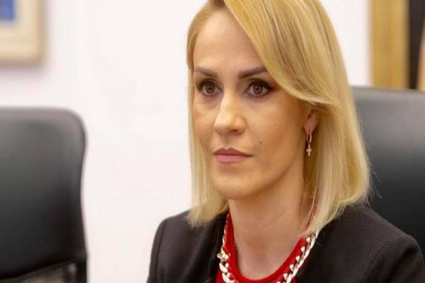 USR râde de paranoia Gabrielei Firea: O fi vreun microb recurent in PSD? Prima ‘infectare’ s-a manifestat la Liviu Dragnea