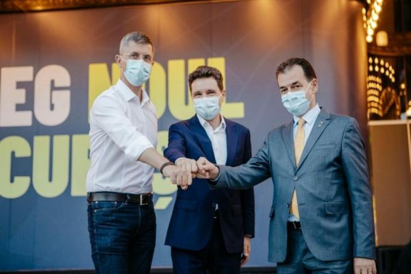 Nicusor Dan: Candidatului Firea îi este frică să iasă într-o dezbatere publică. Strategia ei este să mintă în medii controlate