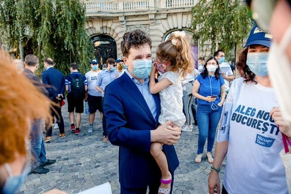 Nicușor Dan anunță că primăria nu va mai finanța târgurile de Crăciun și de Paști