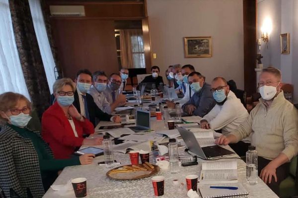 Poziția comună a PNL, USR PLUS și UDMR la finalul primei zile de negocieri privind formarea guvernului