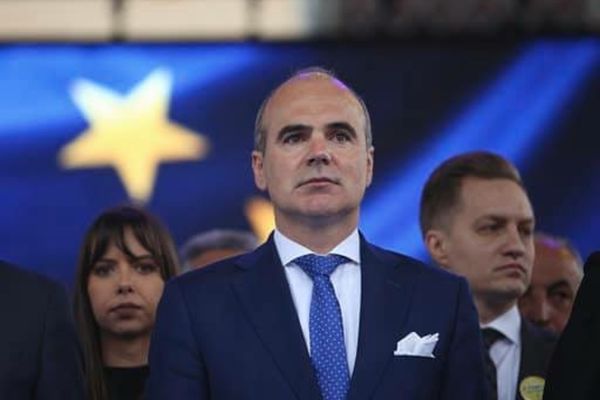 Rareș Bogdan: ”În momentul de față lucrurile merg infinit mai bine în coaliție decât se prezintă în spațiul public”