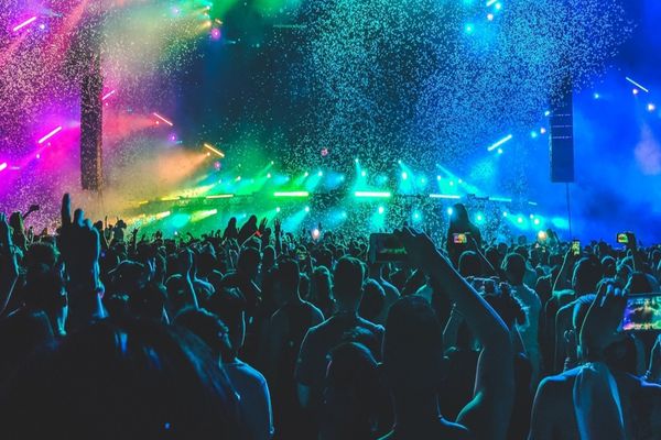 Ministrul Culturii: Voi pleda pentru spectacole fără limită de spectatori