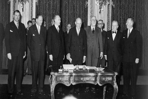 Eurodeputatul Dan Motreanu „Se împlinesc 70 de ani de la semnarea Tratatului de la Paris privind CECO, originea instituțiilor UE și primul pas al integrării europene”