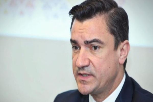 ”Aţi făcut de râs Iaşiul. Sunteţi dublu inculpat după doar şase luni de mandat” - USR PLUS l-a desfiintat public pe Mihai Chirica