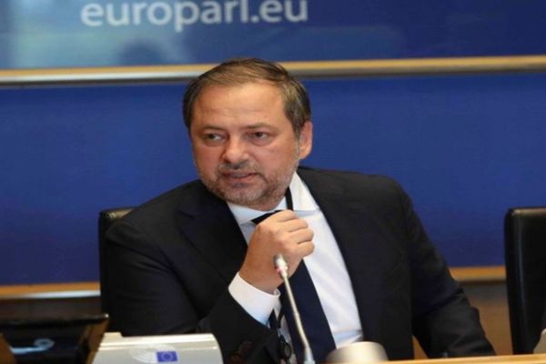 PE|Dezbateri|Eurodeputatul Dan Motreanu a votat un raport privind înființarea Rezervei de ajustare la Brexit
