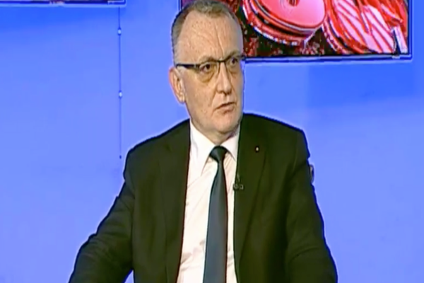 Ministrul Educației: „Școala începe pe 13 septembrie, cu prezență fizică. Momentan nu există altă variantă”