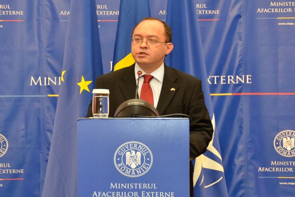 Ministrul Afacerilor Externe, Bogdan Aurescu: ”România este alături de Ucraina. Încălcarea gravă a dreptului internaţional de către Rusia va avea un preţ mare”