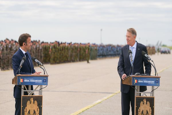 Emmanuel Macron: Pentru ca Ucraina să câştige şi focul să înceteze, preşedintele ucrainean va trebui să negocieze cu Rusia