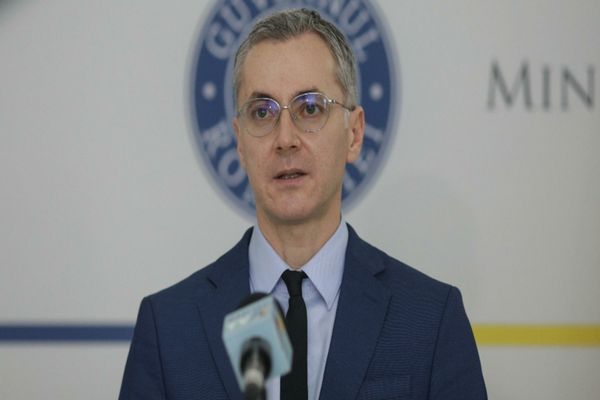 Deputatul USR Stelian Ion critică proiectele de legi ale Justiţie: ”Aceste legi în varianta Predoiu nu fac altceva decât să întărească influenţa politicului asupra Justiţiei”
