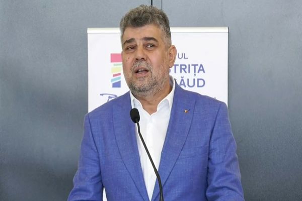 (VIDEO) Gafa lui Ciolacu la recepția Sălii Polivalente din Bistrița: Am venit la inaugurarea unei case mortuare 