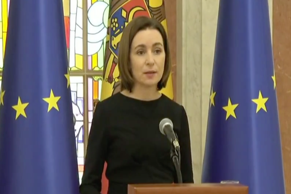 Maia Sandu: Preşedintele Macron a reuşit să transforme relaţia moldo-franceză în prioritate