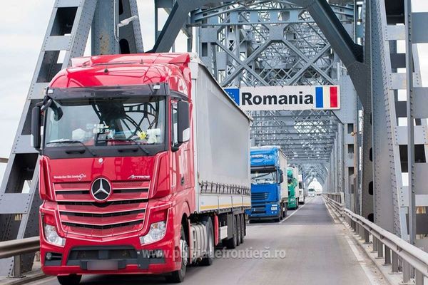 Preşedintele USR, Cătălin Drulă, a cerut guvernelor din România şi Bulgaria să elimine taxa de pod de la Giurgiu - Ruse