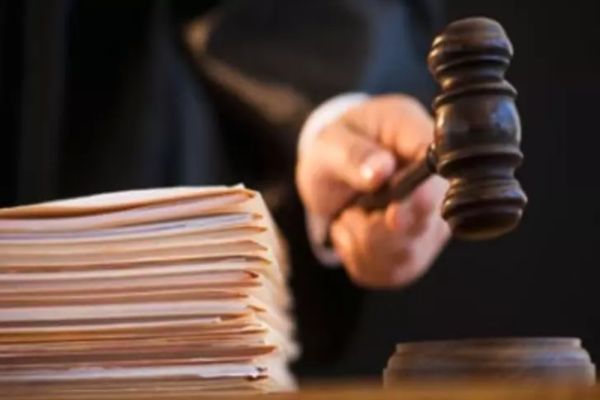 USR SOLICITĂ CSM SĂ CONFIRME PUBLIC DACĂ JUDECĂTORUL ALEXANDRU VASILE, DE LA CURTEA DE APEL PLOIEȘTI, A OBȚINUT CALIFICATIVUL „FOARTE BINE” LA ULTIMA SA EVALUARE PROFESIONALĂ