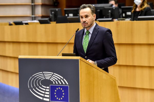 Diagnosticat cu cancer, europarlamentarul Gheorghe Falcă face un mare anunț: „Am primit o nouă șansă la viață”