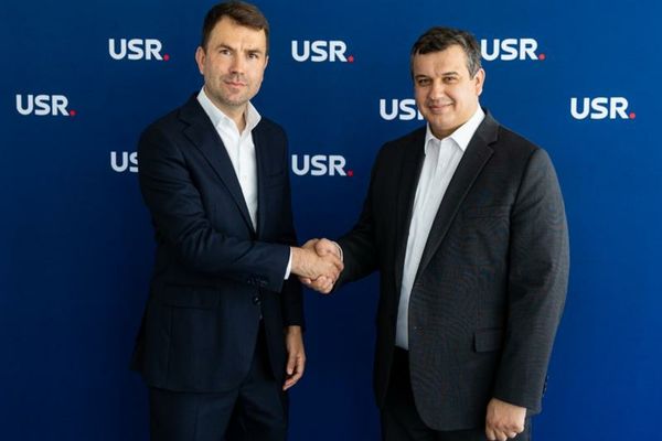 Colegiul Naţional al PMP a dat undă verde formării unei alianţe politice cu USR şi Forţa Dreptei