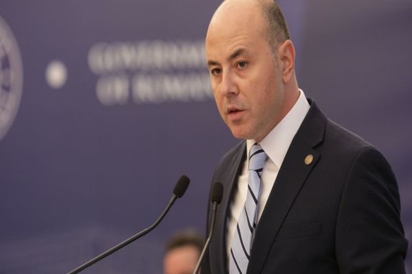 VICEPREȘEDINTELE PNL, ALEXANDRU MURARU, REPLICĂ DURĂ PENTRU AUR: COZILE DE TOPOR RUSEȘTI DIN ROMÂNIA S-AU ACTIVAT DIN NOU. ATUNCI CÂND RUSIA INJECTEAZĂ MILIOANE DE EURO ÎN PROPAGANDĂ