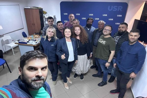 Corina Atanasiu şi-a lansat candidatura pentru un loc pe listele USR la alegerile europarlamentare: ”Europa competentă. Tranziţia digitală şi verde prin oameni educaţi”