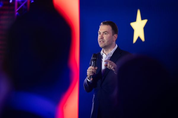 CĂTĂLIN DRULĂ EXCLUDE POSIBILITATEA CA UN SUVERANIST SĂ CÂȘTIGE PRIMĂRIA CAPITALEI: „MAREA PROVOCARE ESTE SĂ REDĂM OAMENILOR ÎNCREDEREA ÎN POLITICĂ”