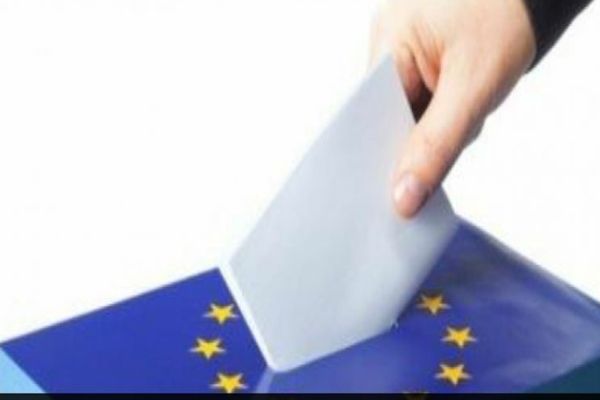 Mirajul Bruxelles-ului. Actori, mecanici și starlete, gata să reprezinte România în Parlamentul European