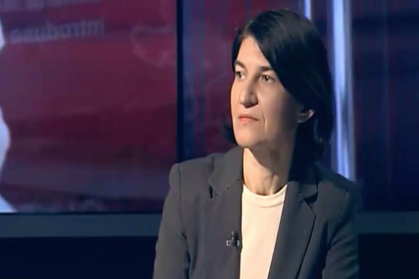 VIOLETA ALEXANDRU DESPRE ÎNCRIEREA ÎN USR: „USR ÎNSEAMNĂ O ECHIPĂ DE OAMENI CARE VOR SĂ SCHIMBE ȚARA ASTA ÎN BINE”