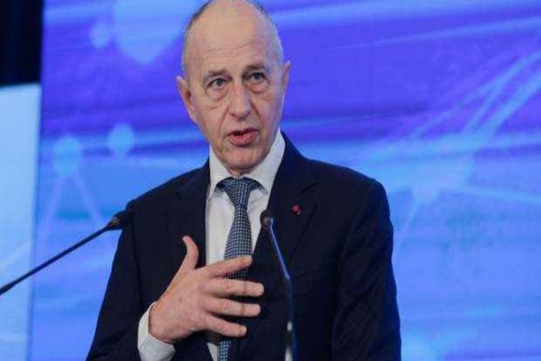 LASCONI, ACUZAȚII GRAVE LA ADRESA LUI MIRCEA GEOANĂ: S-A ÎNTÂLNIT CU UN INDIVID PERICULOS PENTRU ROMÂNIA