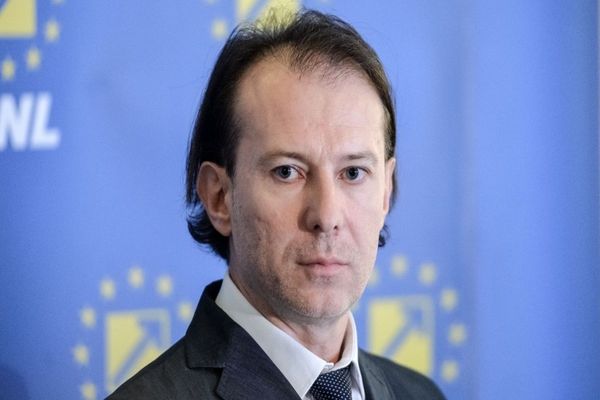 ROMÂNIA, ÎN PRAGUL FALIMENTULUI. AVERTISMENTUL FOSTULUI PREMIER FLORIN CÎȚU: ”DEFICITUL MARE ȘI INFLAȚIA MERG MÂNĂ ÎN MÂNĂ”