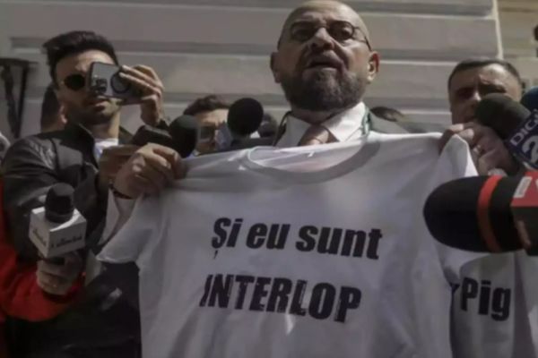 MARCEL CIOLACU ÎI TAIE LUI PIEDONE ELANUL DE A-ȘI FACE PUBLICITATE PRIN CONTROALELE ANPC: „EXAGEREAZĂ ÎN ANUMITE ZONE. SĂ RĂMÂNĂ ÎN FIȘA POSTULUI”