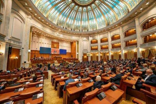 BĂUTURILE NEALCOOLICE CU MIERE, SCUTITE DE ACCIZE – PROIECT ADOPTAT ÎN SENATUL ROMÂNIEI