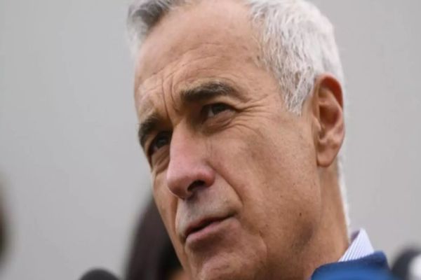 CĂLIN GEORGESCU, DESPRE FORMAREA UNUI NOU GUVERN: ”E NEVOIE DE O ECHIPĂ LARGĂ. SE SCHIMBĂ DIRECȚIA ÎN SENSUL BUNĂSTĂRII ACESTUI POPOR”