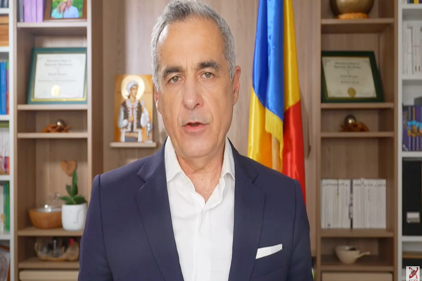 CĂLIN GEORGESCU, MESAJ DE FORȚĂ PENTRU ROMÂNI: ”STĂPÂNII SUNT SPERIAȚI ACUM PENTRU CĂ SCALVII ÎȘI CER LIBERTATEA”