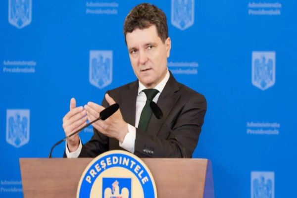 Nicuşor Dan, despre creşterea salariului minim de la 1 ianuarie: ”Poate scoate din piaţa competitivă o mulţime de firme şi poate duce oamenii în şomaj”