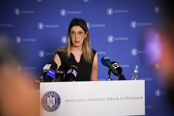 MINISTRA BUZOIANU: ÎN SFÂRȘIT AM ÎNCEPUT SĂ SUPĂRĂM UN PIC ȘI ȘMECHERII DIN ROMSILVA, CÂND NU AM FOST DE ACORD CU TOATE ȘMECHERILE CARE SE FĂCEAU LA APELE ROMÂNE