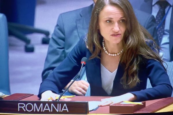 OANA ȚOIU, DESPRE RETRAGEREA TRUPELOR AMERICANE: „NU E UN SEMN DE TENSIUNE, CI O MĂSURĂ PLANIFICATĂ”
