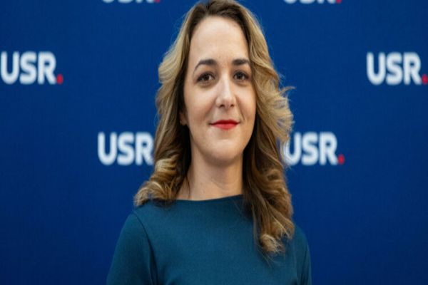 PROIECT COMUN USR, PSD ȘI PNL: AUTORITĂȚILE LOCALE - OBLIGATE SĂ CONTACTEZE VICTIMELE VIOLENȚEI DOMESTICE; CONSILIERE OBLIGATORIE PENTRU AGRESORI