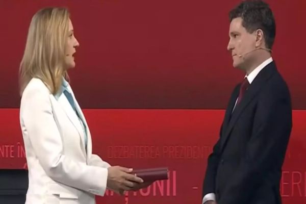 Elena Lasconi dă de pământ cu Nicușor Dan: "Este mincinos"