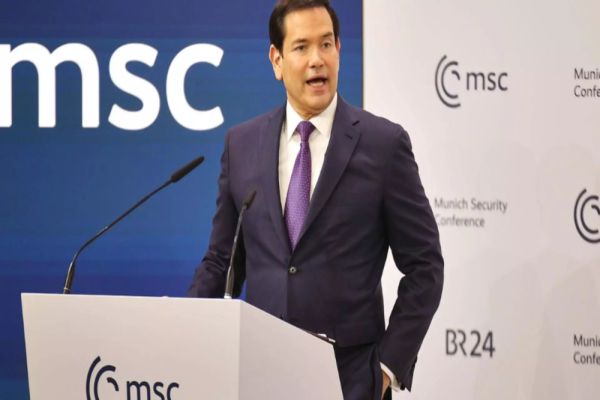 Marco Rubio a șters pe jos cu greșelile UE: „Ne-am deschis porțile către un val fără precedent de migrație în masă” - VIDEO