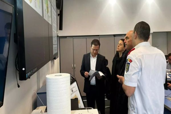 Premierul Ilie Bolojan, la Centrul Național de Conducere Integrată al MAI: Situația este sub control, fără victime sau cazuri critice