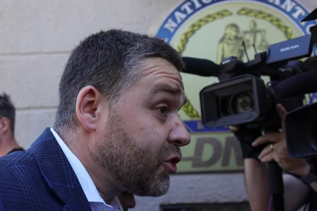 Noi percheziții informatice în dosarul lui Ciprian Ciucu. Procurorii caută probe în timp ce edilul este în vacanță