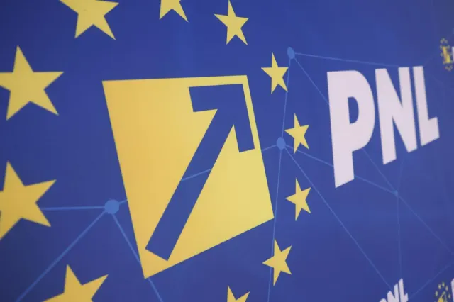 Congres Extraordinar PNL: Bolojan, candidat unic pentru conducerea partidului. 2.500 de delegați, așteptați la vot
