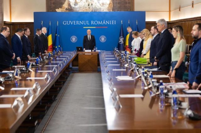 Ultima ședință de Guvern înainte de votul pe moțiune: două ordonanțe pentru PNRR, pe masa Executivului